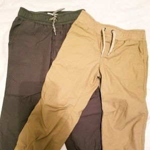 Boys cargo pants size 2T  Tan/Olive